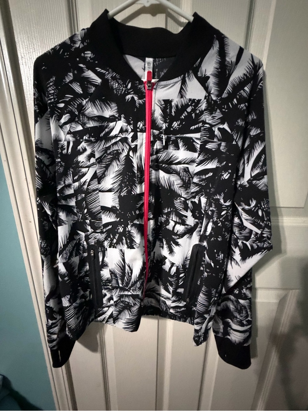 Women’s Fabletics Size Medium